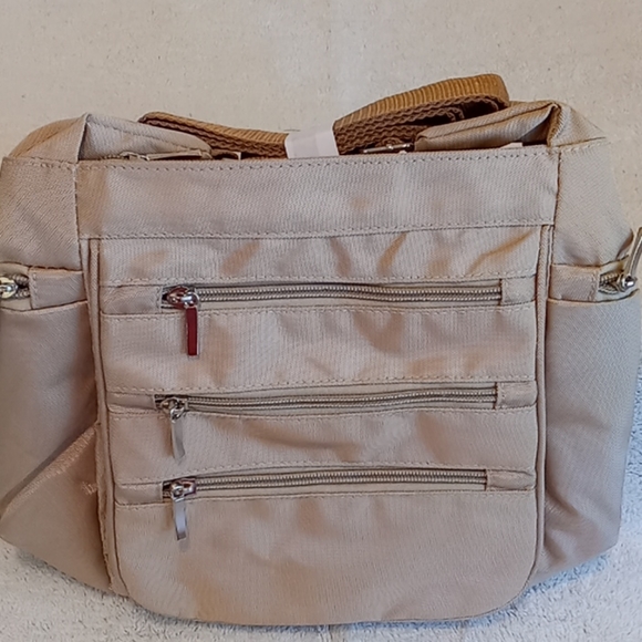 Organizzi Bag in Taupe - Picture 2 of 8
